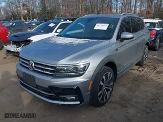 2019 Volkswagen Tiguan SEL Premium with VIN 3VV4B7AX3KM175019, listed as a IAAI auction lot 41374333 with 95,722 mi miles. Bid and sale history available at carsss.com. Image 17.