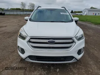 2018 Ford Escape SE z VIN 1FMCU9G97JUB48596, wystawiony jako Copart lot #56388505 z przebiegiem 96 996 mil mil oraz Czysty tytuł • Clean title. Historia ofert i sprzedaży dostępna na DreamBid. Obrazek 5.