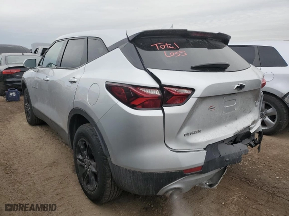 2020 Chevrolet Blazer LT with VIN 3GNKBBRAXLS627142, listed as a Copart auction lot 43556585 with 33,008 mi miles and Salvage Title. Bid and sale history available at carsss.com. Image 2.
