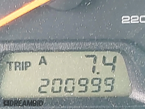2004 Honda Odyssey EX-L with VIN 5FNRL18064B060817, listed as a IAAI auction lot 42032796 with 200,999 mi miles and . Bid and sale history available at DreamBid. Image 16.