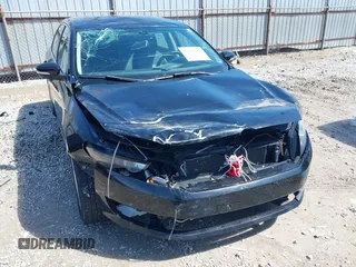 2013 Volkswagen Passat SE с VIN 1VWBP7A39DC036020, выставлен на аукционе IAAI как лот 41975615 с пробегом 99 429 миль миль и . История ставок и продаж доступна на DreamBid. Изображение 6.