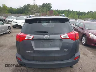 2013 Toyota RAV4 XLE с VIN JTMRFREV9DD012712, выставлен на аукционе IAAI как лот 42582413 с пробегом 157 938 миль миль и . История ставок и продаж доступна на DreamBid. Изображение 16.