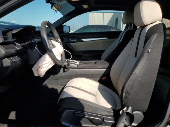 2017 Honda Civic Coupe LX-P with VIN 2HGFC4B07HH304022, listed as a Copart auction lot 82953274 with 85,132 mi miles and Salvage Title. Bid and sale history available at carsss.com. Image 7.