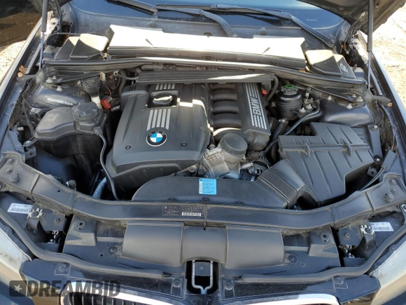 2011 BMW 3 Series 328i z VIN WBAPH7G59BNL85966, wystawiony jako Copart lot #49182085 z przebiegiem 140 626 mil mil oraz Szkoda całkowita • Salvage title. Historia ofert i sprzedaży dostępna na DreamBid. Obrazek 11.