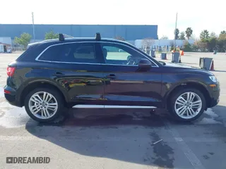 2019 Audi Q5 Premium Plus with VIN WA1BNAFY5K2063433, listed as a IAAI auction lot 41233819 with 55,056 mi miles. Bid and sale history available at carsss.com. Image 13.