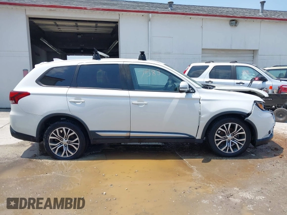2018 Mitsubishi Outlander ES with VIN JA4AZ3A33JZ009318, listed as a IAAI auction lot 41007583 with 81,507 mi miles and . Bid and sale history available at DreamBid. Image 13.