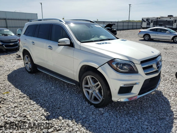 2015 Mercedes-Benz GL-Class GL 550 with VIN 4JGDF7DE9FA467835, listed as a Copart auction lot 54490825 with 0 mi miles and Salvage Title. Bid and sale history available at carsss.com. Image 4.