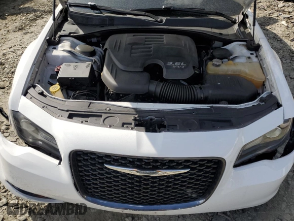 2019 Chrysler 300 S with VIN 2C3CCABG8KH609442, listed as a Copart auction lot 51114035 with 97,468 mi miles and Salvage Title. Bid and sale history available at DreamBid. Image 11.