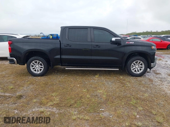 2021 Chevrolet Silverado 1500 LT with VIN 3GCUYDED2MG234431, listed as a IAAI auction lot 40533055 with 61,510 mi miles. Bid and sale history available at carsss.com. Image 13.