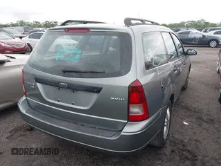 2005 Ford Focus SE with VIN 1FAHP36N65W304897, listed as a IAAI auction lot 40495173 with Not Provided miles and . Bid and sale history available at carsss.com. Image 4.