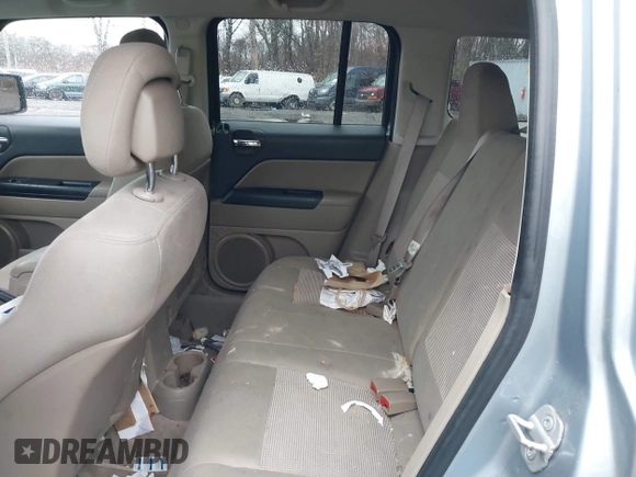 2013 Jeep Patriot Latitude with VIN 1C4NJPFB7DD251536, listed as a IAAI auction lot 41985457 with 165,875 mi miles. Bid and sale history available at carsss.com. Image 8.