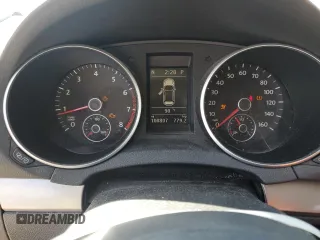 2013 Volkswagen Golf с VIN WVWDB7AJ9DW128526, выставлен на аукционе Copart как лот 74057194 с пробегом 100 807 миль миль и Списание • Salvage title. История ставок и продаж доступна на DreamBid. Изображение 9.