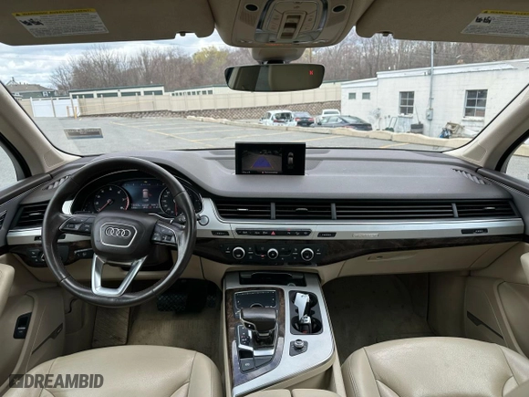 2018 Audi Q7 Premium Plus with VIN WA1LHAF76JD021083, listed as a Copart auction lot 52588465 with 136,722 mi miles and Clean Title. Bid and sale history available at carsss.com. Image 5.