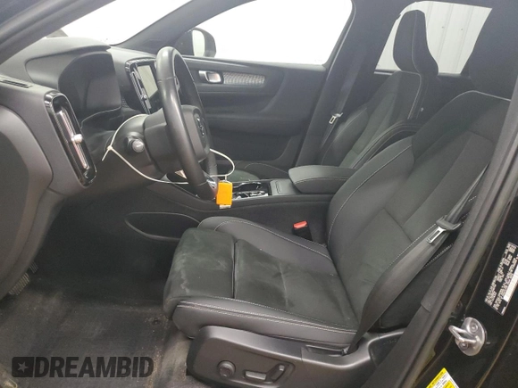 2023 Volvo XC40 Plus Dark Theme with VIN YV4L12UL4P2967328, listed as a Copart auction lot 55800735 with 96,119 mi miles and Clean title. Bid and sale history available at DreamBid. Image 7.
