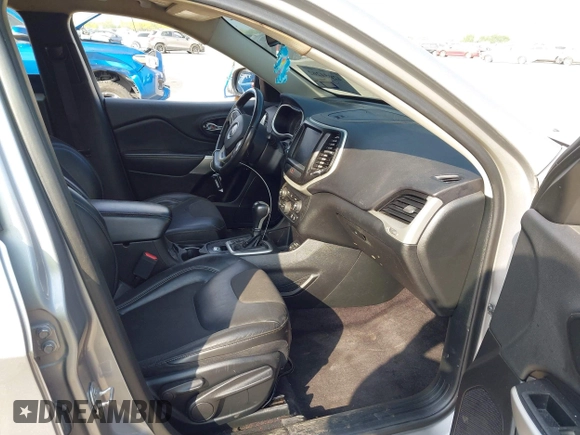 2018 Jeep Cherokee Latitude Plus с VIN 1C4PJLLB7JD552311, выставлен на аукционе IAAI как лот 42054262 с пробегом 164 209 миль миль и . История ставок и продаж доступна на DreamBid. Изображение 5.