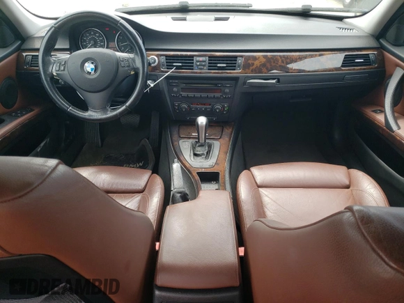 2006 BMW 3 Series 330i with VIN WBAVB33536KS34085, listed as a Copart auction lot 71541384 with 212,508 mi miles and Salvage Title. Bid and sale history available at DreamBid. Image 8.