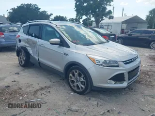 2014 Ford Escape Titanium с VIN 1FMCU0J91EUD93260, выставлен на аукционе IAAI как лот 42495051 с пробегом 97 164 миль миль и . История ставок и продаж доступна на DreamBid. Изображение 1.