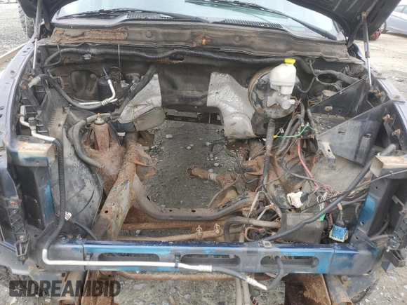 2005 Dodge 2500 ST z VIN 3D7KS26D55G826098, wystawiony jako Copart lot #52813795 z przebiegiem Nie podano mil oraz Czysty tytuł • Clean title. Historia ofert i sprzedaży dostępna na DreamBid. Obrazek 11.