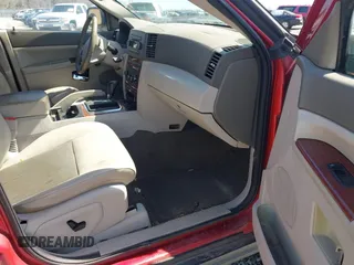 2005 Jeep Grand Cherokee with VIN 1J4GS58NX5C524522, listed as a IAAI auction lot 41775402 with 252,113 mi miles and . Bid and sale history available at DreamBid. Image 5.