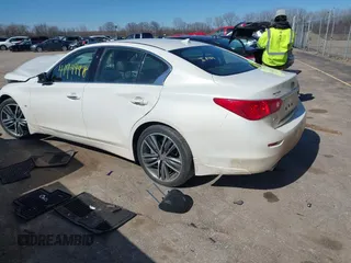 2015 Infiniti Q50 Premium z VIN JN1BV7AR0FM403268, wystawiony jako IAAI lot #41994978 z przebiegiem 125 399 mil mil oraz . Historia ofert i sprzedaży dostępna na DreamBid. Obrazek 3.