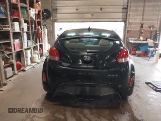 2012 Hyundai Veloster w/Gray Int с VIN KMHTC6AD3CU020230, выставлен на аукционе IAAI как лот 42307281 с пробегом 185 002 миль миль и . История ставок и продаж доступна на DreamBid. Изображение 17.