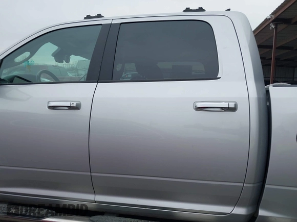 2017 Ram 1500 Big Horn z VIN 1C6RR7LM0HS881309, wystawiony jako IAAI lot #41172880 z przebiegiem 114 891 mil mil oraz . Historia ofert i sprzedaży dostępna na DreamBid. Obrazek 15.