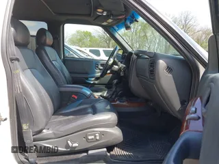 2001 Oldsmobile Bravada z VIN 1GHDT13W612113305, wystawiony jako IAAI lot #42007883 z przebiegiem 117 627 mil mil oraz . Historia ofert i sprzedaży dostępna na DreamBid. Obrazek 5.