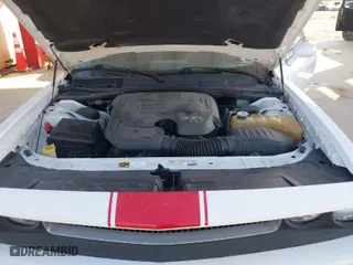 2014 Dodge Challenger SXT with VIN 2C3CDYAG3EH115338, listed as a IAAI auction lot 41323473 with 89,626 mi miles. Bid and sale history available at carsss.com. Image 10.