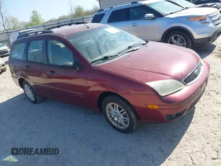 2006 Ford Focus SE with VIN 1FAHP36N86W257986, listed as a IAAI auction lot 42062429 with 64,297 mi miles and . Bid and sale history available at carsss.com. Image 1.
