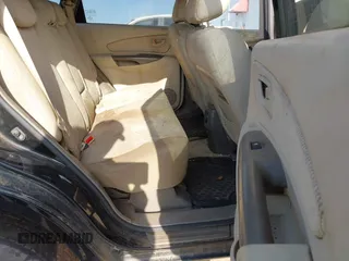 2008 Hyundai Tucson GLS with VIN KM8JM12B48U894789, listed as a IAAI auction lot 41943627 with 194,382 mi miles. Bid and sale history available at carsss.com. Image 8.