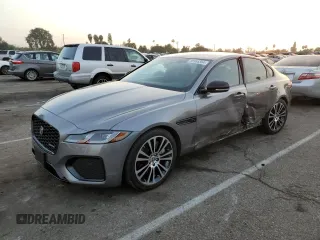 2024 Jaguar XF R-Dynamic SE with VIN SAJBL4GX9RCY93597, listed as a Copart auction lot 86955364 with 3,076 mi miles and Salvage Title. Bid and sale history available at carsss.com. Image 1.