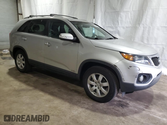 2013 Kia Sorento LX with VIN 5XYKTCA69DG331275, listed as a Copart auction lot 48147505 with 103,582 mi miles and Clean Title. Bid and sale history available at carsss.com. Image 4.