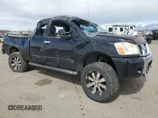 2007 Nissan Titan XE z VIN 1N6AA06B17N205377, wystawiony jako Copart lot #50738625 z przebiegiem 191 068 mil mil oraz Szkoda całkowita • Salvage title. Historia ofert i sprzedaży dostępna na DreamBid. Obrazek 4.