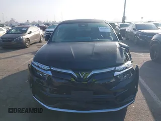 2023 VinFast VF 8 Eco с VIN RLLV1AEB9PH003158, выставлен на аукционе IAAI как лот 41615030 с пробегом 8 711 миль миль и . История ставок и продаж доступна на DreamBid. Изображение 12.