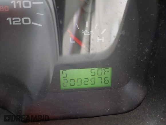 2005 Ford F-150 XLT with VIN 1FTPX14555FA52444, listed as a IAAI auction lot 41604545 with 209,297 mi miles. Bid and sale history available at carsss.com. Image 7.