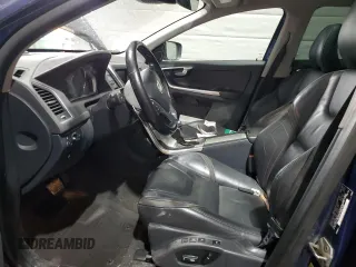 2015 Volvo XC60 T6 Platinum with VIN YV4902RV7F2716440, listed as a Copart auction lot 47587435 with 132,730 mi miles and Salvage Title. Bid and sale history available at carsss.com. Image 7.