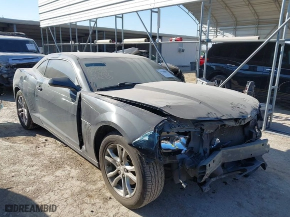2015 Chevrolet Camaro LS with VIN 2G1FB1E35F9261709, listed as a IAAI auction lot 41768853 with 117597 miles. Bid and sale history available at carsss.com. Image 1.