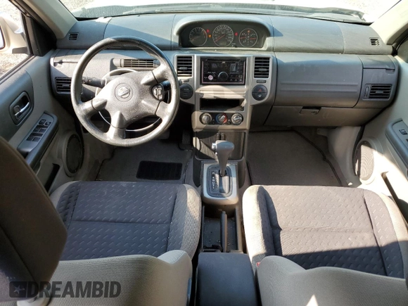 2006 Nissan X-Trail XE z VIN JN8BT08T06W100432, wystawiony jako Copart lot #70907374 z przebiegiem 263 759 mil mil oraz Szkody całkowita. Historia ofert i sprzedaży dostępna na DreamBid. Obrazek 8.