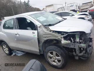 2016 Chevrolet Trax LS with VIN 3GNCJNSB9GL244062, listed as a IAAI auction lot 41118813 with 1 mi miles. Bid and sale history available at carsss.com. Image 14.
