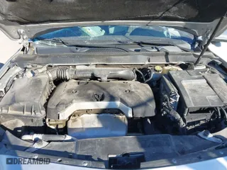 2013 Chevrolet Malibu LT with VIN 1G11C5SA3DF185204, listed as a IAAI auction lot 40994592 with 210,499 mi miles. Bid and sale history available at carsss.com. Image 10.