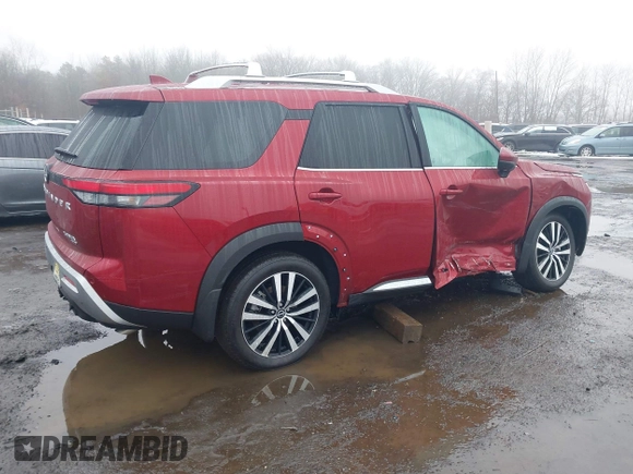 2024 Nissan Pathfinder Platinum z VIN 5N1DR3DJ1RC275508, wystawiony jako IAAI lot #41566678 z przebiegiem 5 326 mil mil oraz . Historia ofert i sprzedaży dostępna na DreamBid. Obrazek 4.