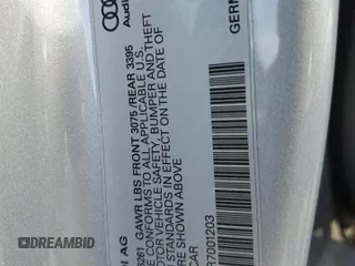 2024 Audi e-tron GT Prestige z VIN WAUDJBFW7R7001203, wystawiony jako Copart lot #63804904 z przebiegiem 48 mil mil oraz Szkody całkowita. Historia ofert i sprzedaży dostępna na DreamBid. Obrazek 12.