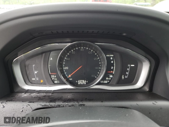 2017 Volvo XC60 Dynamic with VIN YV449MRR9H2109277, listed as a Copart auction lot 51980285 with 97,679 mi miles and Clean title. Bid and sale history available at DreamBid. Image 9.