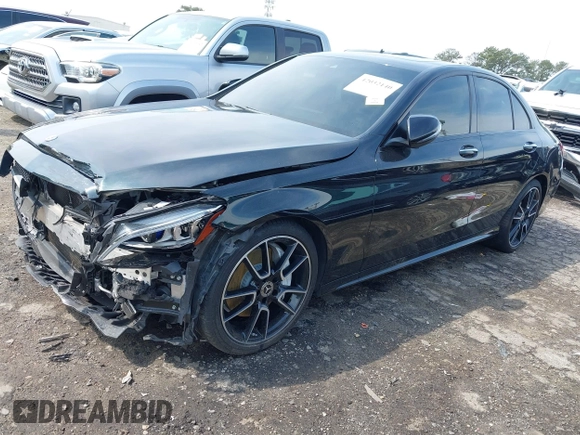 2019 Mercedes-Benz C 300 z VIN 55SWF8DB9KU321914, wystawiony jako IAAI lot #42032140 z przebiegiem 84 967 mil mil oraz . Historia ofert i sprzedaży dostępna na DreamBid. Obrazek 2.