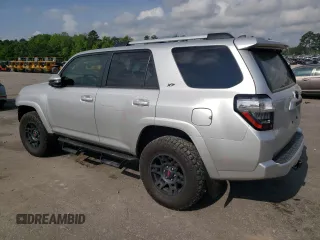 2022 Toyota 4Runner SR5 Premium with VIN JTENU5JR0N6049381, listed as a Copart auction lot 54142155 with 46,048 mi miles and Salvage title. Bid and sale history available at DreamBid. Image 2.