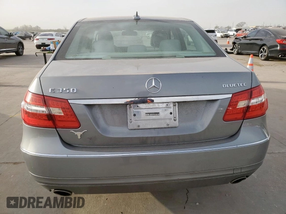 2012 Mercedes-Benz E 350 Luxury with VIN WDDHF2EB6CA530985, listed as a Copart auction lot 49443925 with 114,641 mi miles and Clean title. Bid and sale history available at DreamBid. Image 6.