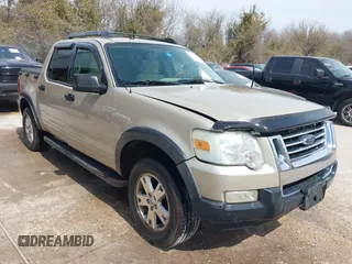 2007 Ford Explorer Sport Trac XLT z VIN 1FMEU31K47UA23842, wystawiony jako IAAI lot #41711754 z przebiegiem 185 512 mil mil oraz . Historia ofert i sprzedaży dostępna na DreamBid. Obrazek 1.