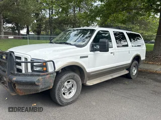 2005 Ford Excursion Eddie Bauer z VIN 1FMNU45S55ED43971, wystawiony jako Copart lot #62346055 z przebiegiem 216 668 mil mil oraz Czysty tytuł • Clean title. Historia ofert i sprzedaży dostępna na DreamBid. Obrazek 2.