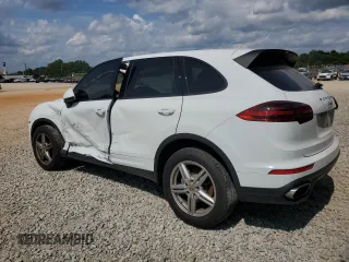 2016 Porsche Cayenne z VIN WP1AA2A26GLA09807, wystawiony jako Copart lot #59619335 z przebiegiem 102 327 mil mil oraz Szkoda całkowita • Salvage title. Historia ofert i sprzedaży dostępna na DreamBid. Obrazek 2.