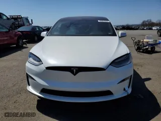 2022 Tesla Model X with VIN 7SAXCBE50NF331632, listed as a Copart auction lot 48062053 with 0 mi miles. Bid and sale history available at carsss.com. Image 5.
